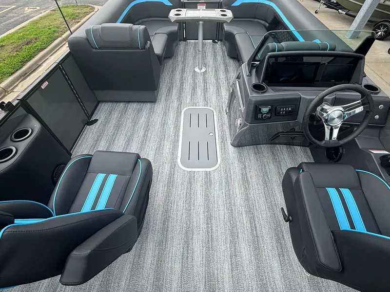 Slide: The Image of Bennington 22 SSB Sport 2026 - 4