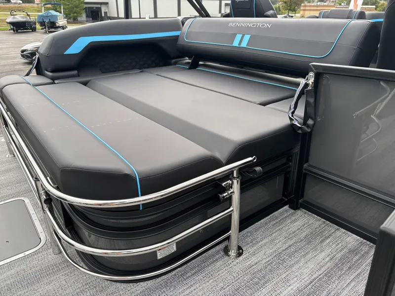 Slide: The Image of Bennington 22 SSB Sport 2026 - 5