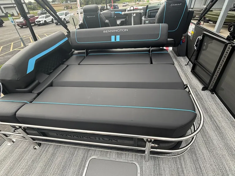 Slide: The Image of Bennington 22 SSB Sport 2026 - 7