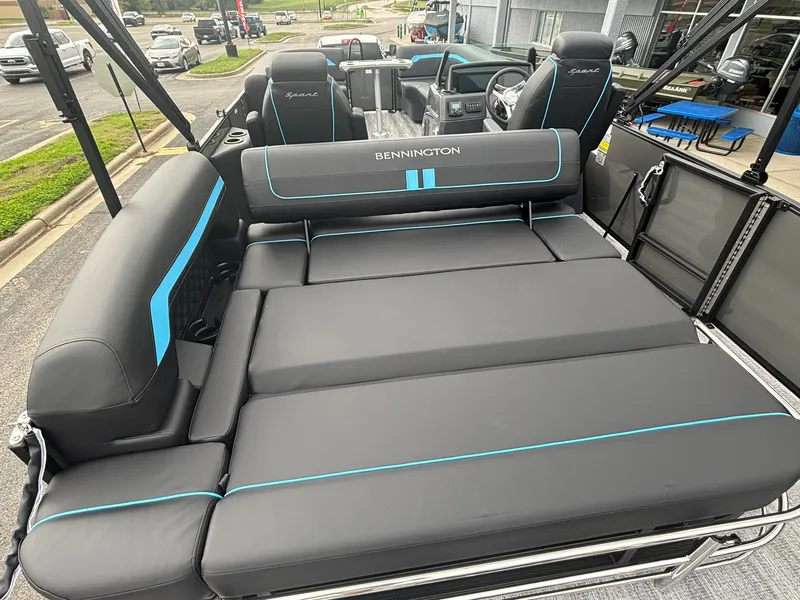 Slide: The Image of Bennington 22 SSB Sport 2026 - 9