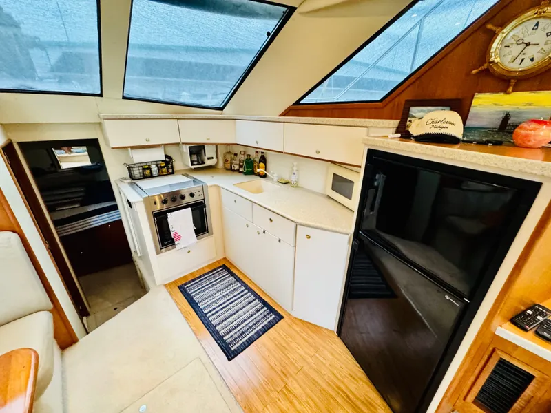 Slide: The Image of Silverton 392 Motor Yacht 1998 - 2