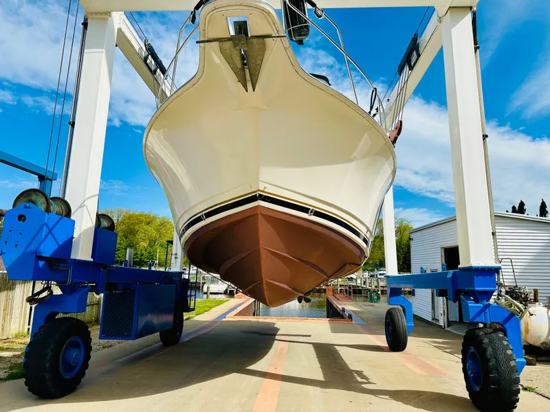 Slide: The Image of Silverton 392 Motor Yacht 1998 - 26