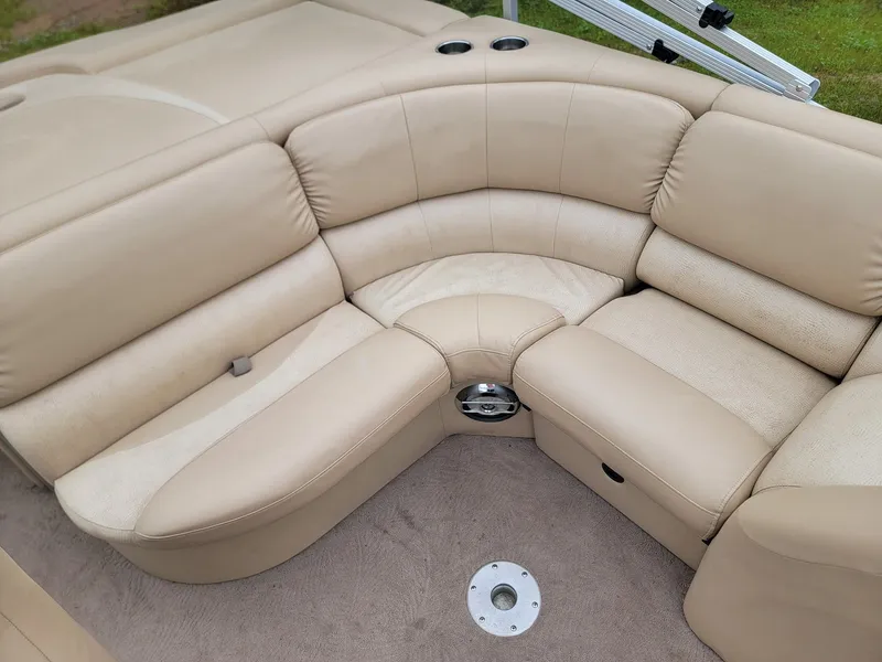 Slide: The Image of Bennington 2275QXi 2007 - 9