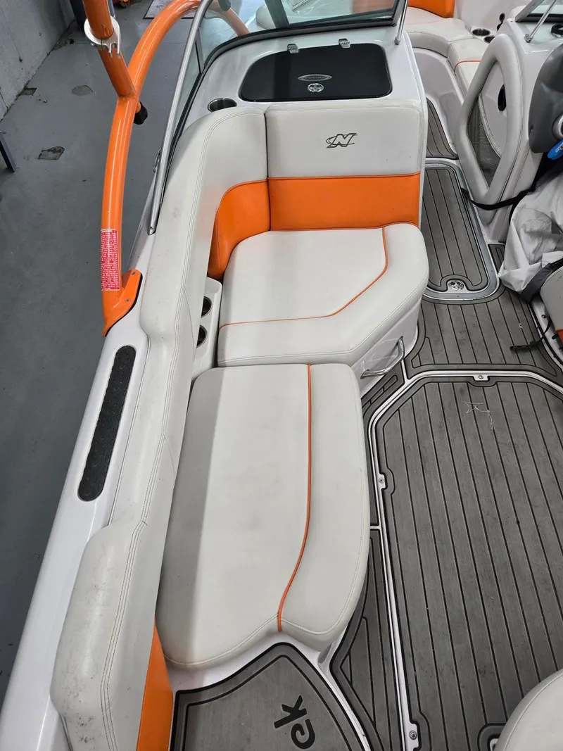 Slide: The Image of Nautique SV211 2007 - 23