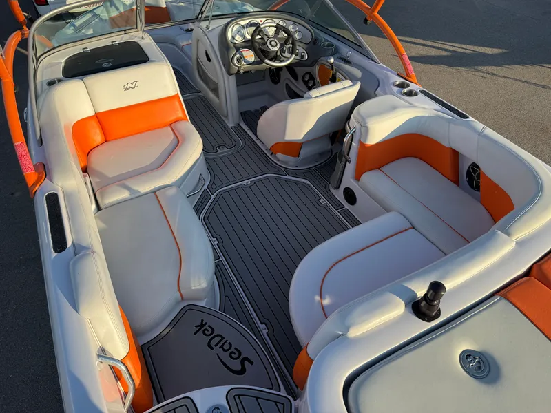 Slide: The Image of Nautique SV211 2007 - 25