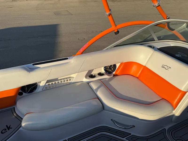 Slide: The Image of Nautique SV211 2007 - 32