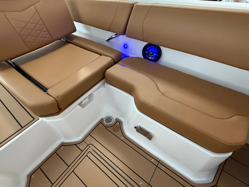 Slide: The Image of Chaparral 250 OSX 2026 - 10