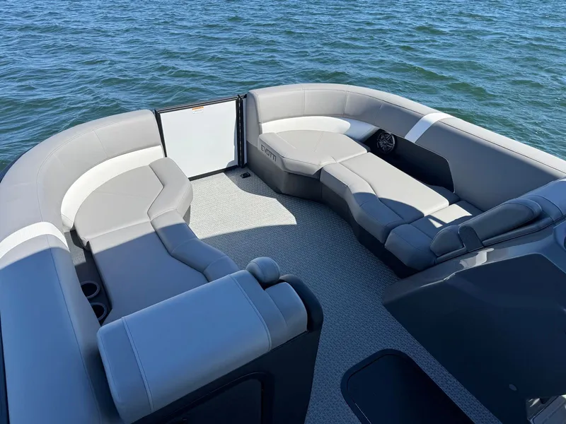 Slide: The Image of Evotti 523CS 2026 - 16