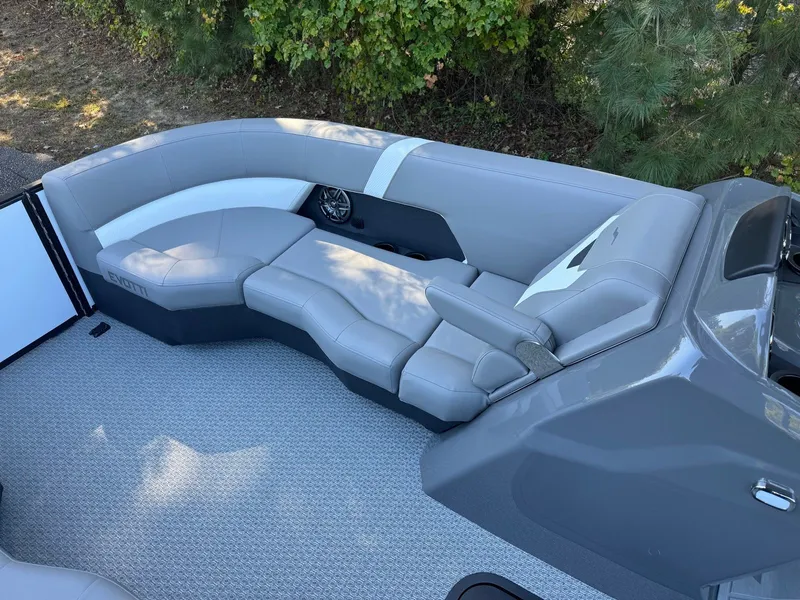 Slide: The Image of Evotti 523CS 2026 - 7