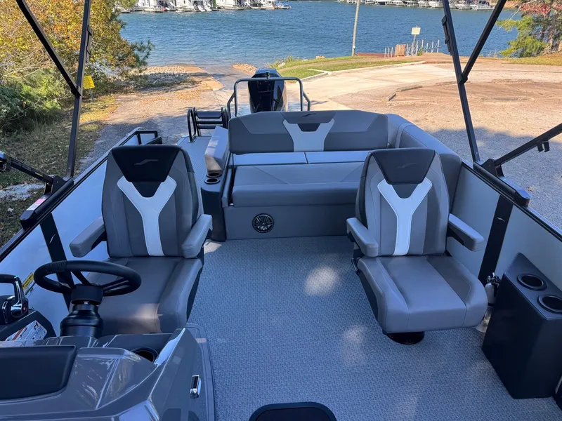 Slide: The Image of Evotti 523CS 2026 - 9