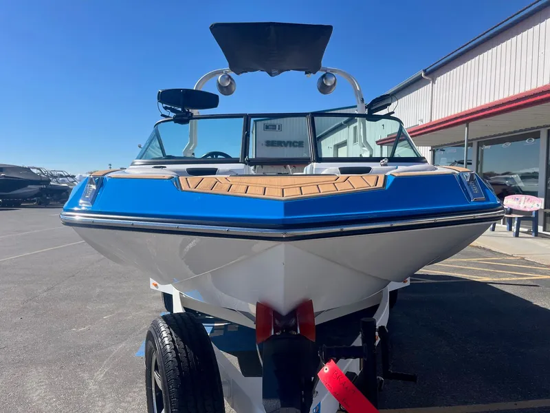 Slide: The Image of Nautique Super Air Nautique GS20 2019 - 10