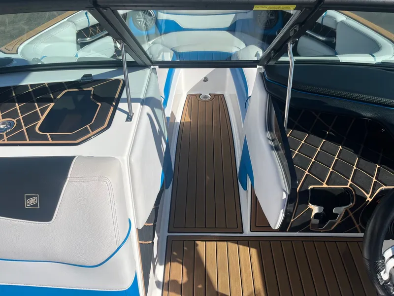 Slide: The Image of Nautique Super Air Nautique GS20 2019 - 29