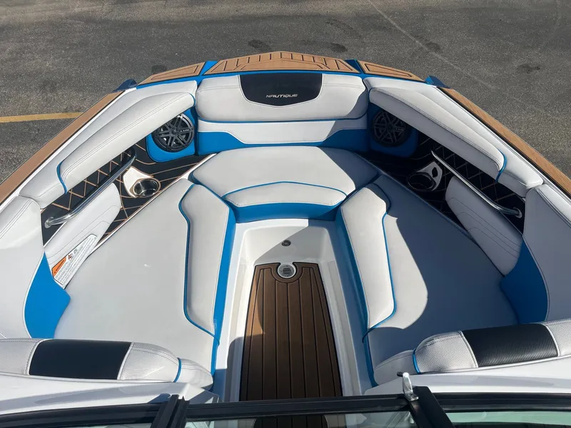 Slide: The Image of Nautique Super Air Nautique GS20 2019 - 30