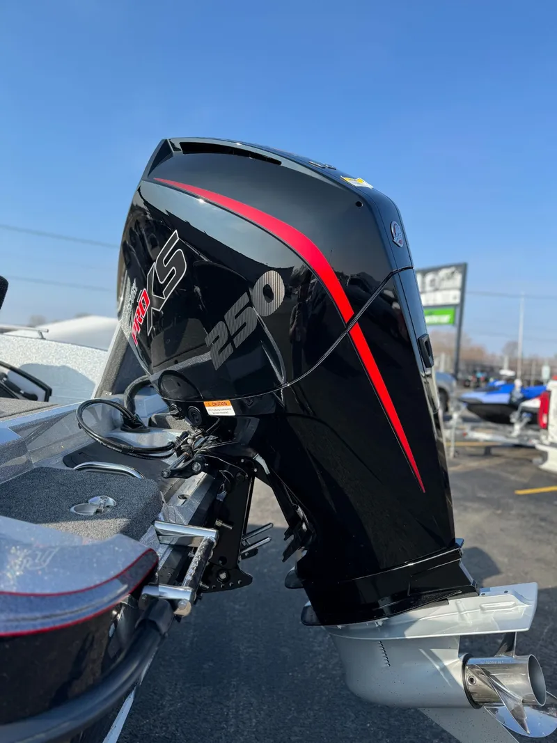 Slide: The Image of Ranger Boats 2080MS 2024 - 11