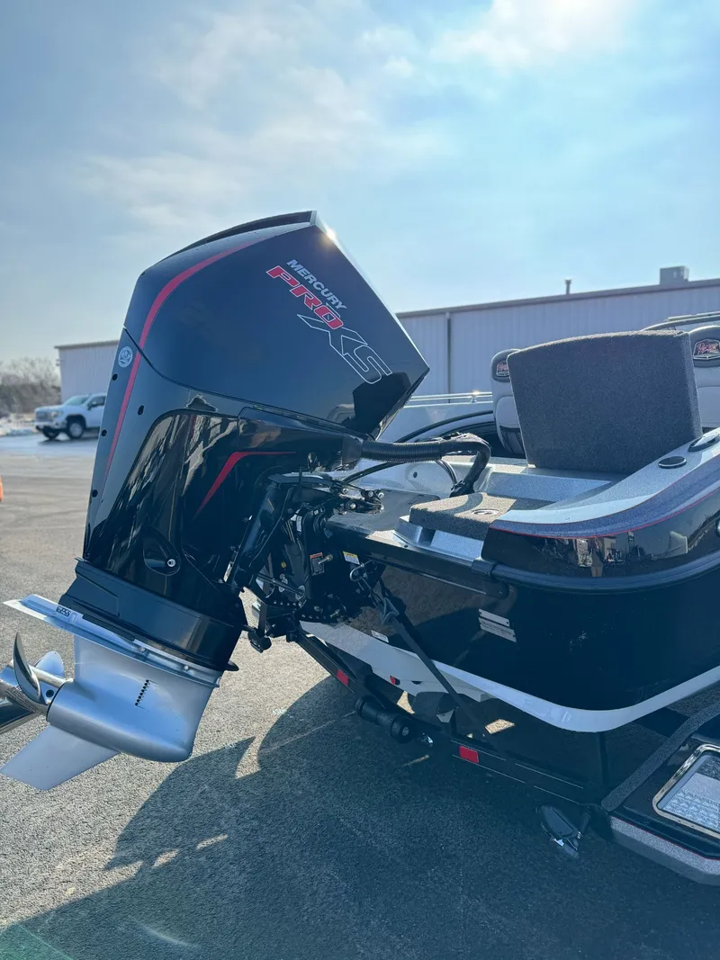 Slide: The Image of Ranger Boats 2080MS 2024 - 12