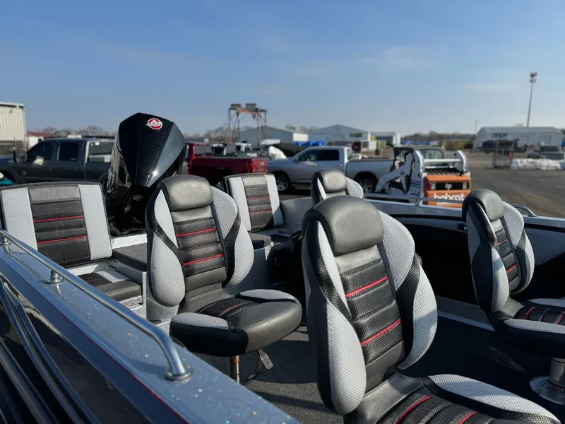 Slide: The Image of Ranger Boats 2080MS 2024 - 19