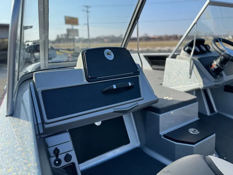 Slide: The Image of Ranger Boats 2080MS 2024 - 23