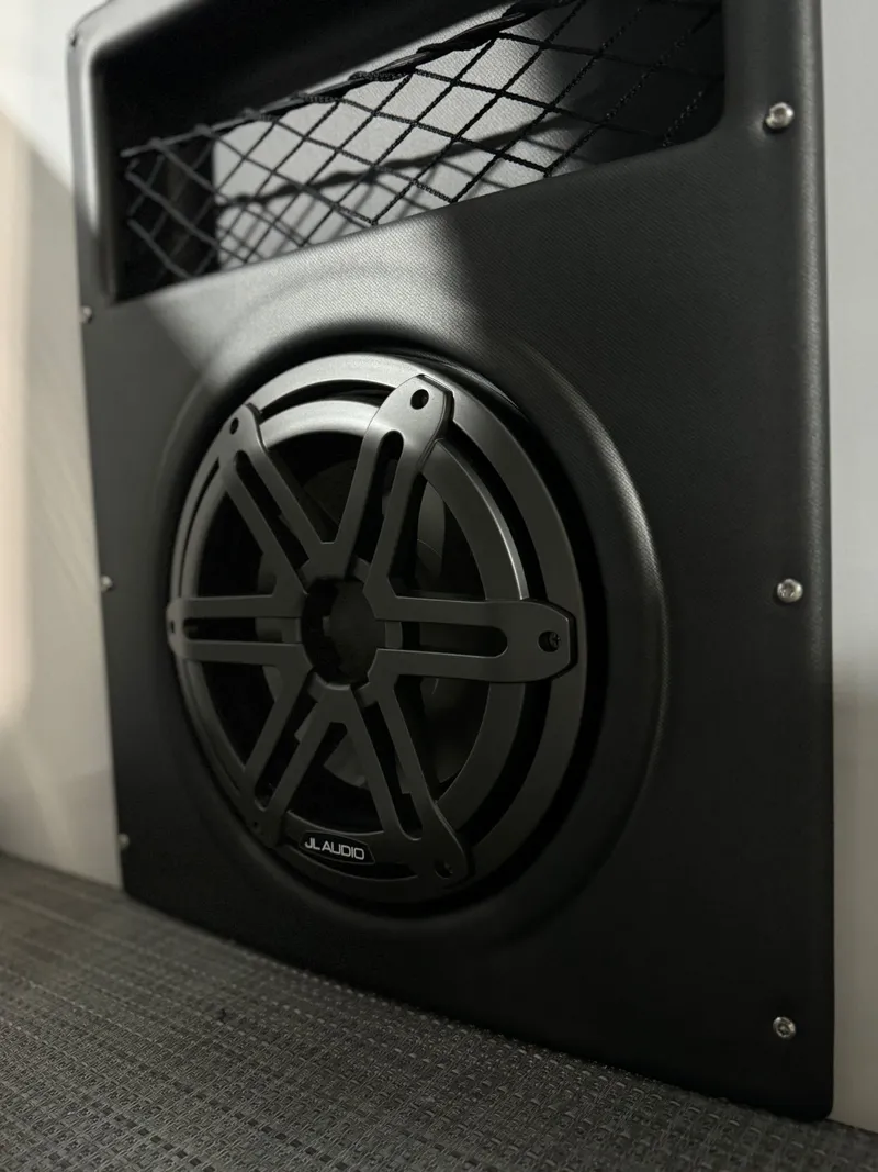 Slide: The Image of Manitou LX 25 RFXW 2025 - 20