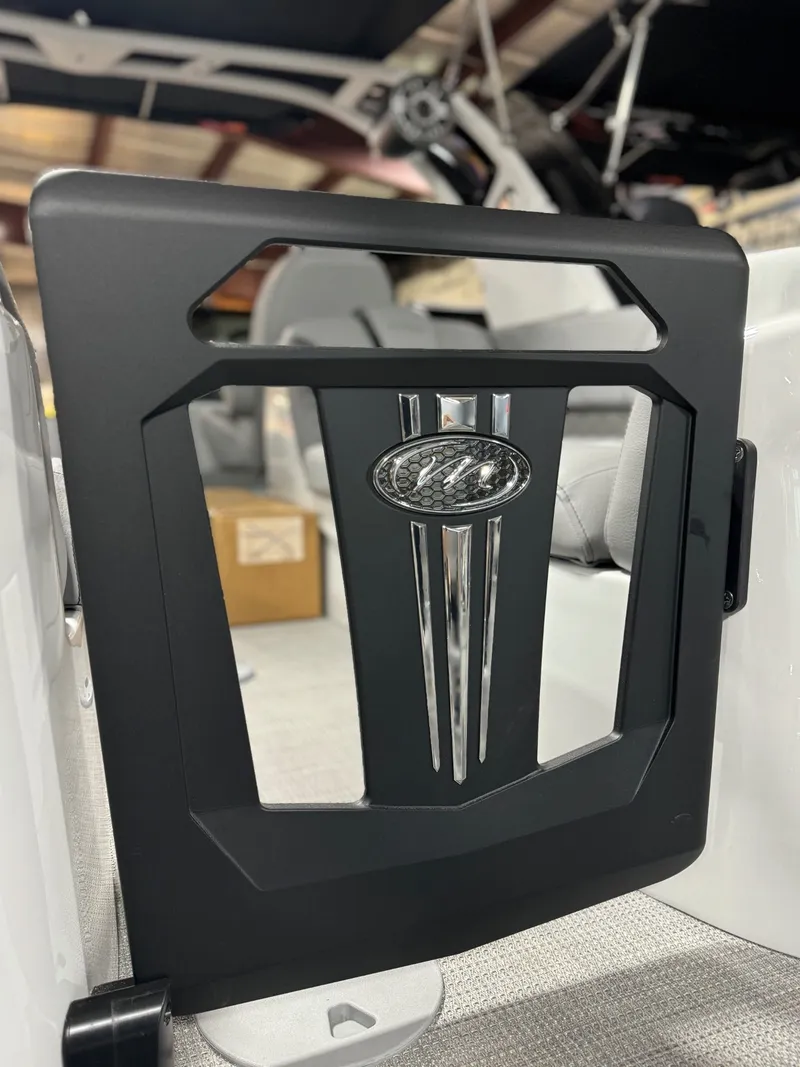 Slide: The Image of Manitou LX 25 RFXW 2025 - 9