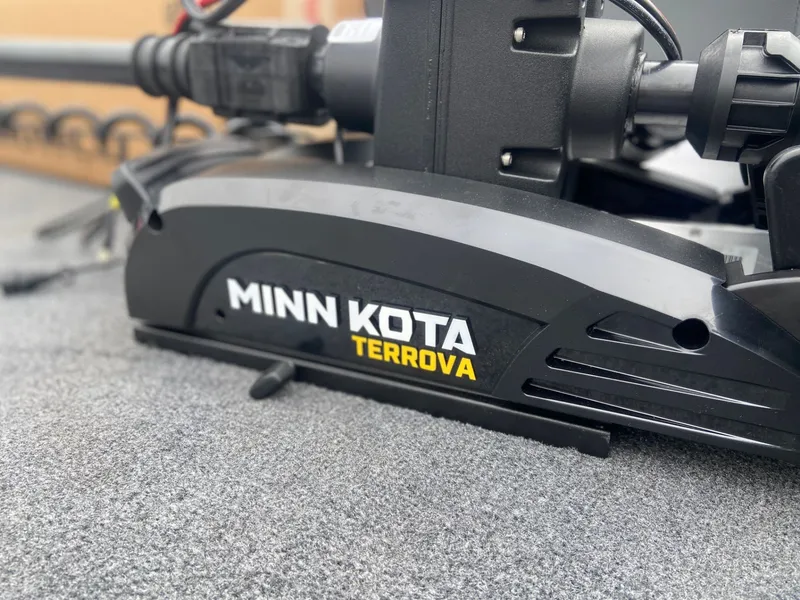 Slide: The Image of MirroCraft 2023 Dual Impact 17' 2023 - 8