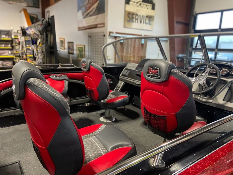 Slide: The Image of Ranger 1880MS 2023 - 10