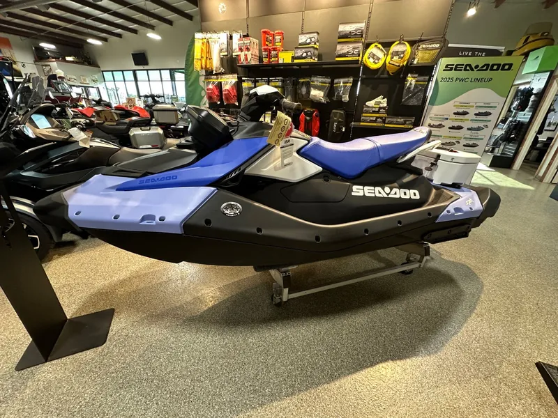 Slide: The Image of Sea-Doo Spark for 3 90 hp Convenience package with iBR and audio in option 2025 - 4