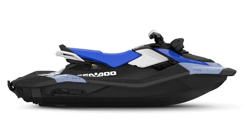 Slide: The Image of Sea-Doo Spark for 3 90 hp Convenience package with iBR and audio in option 2025 - 9