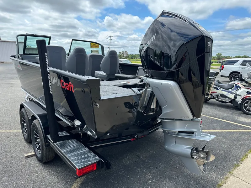 Slide: The Image of Alumacraft Competitor 195X Sport 2025 - 6