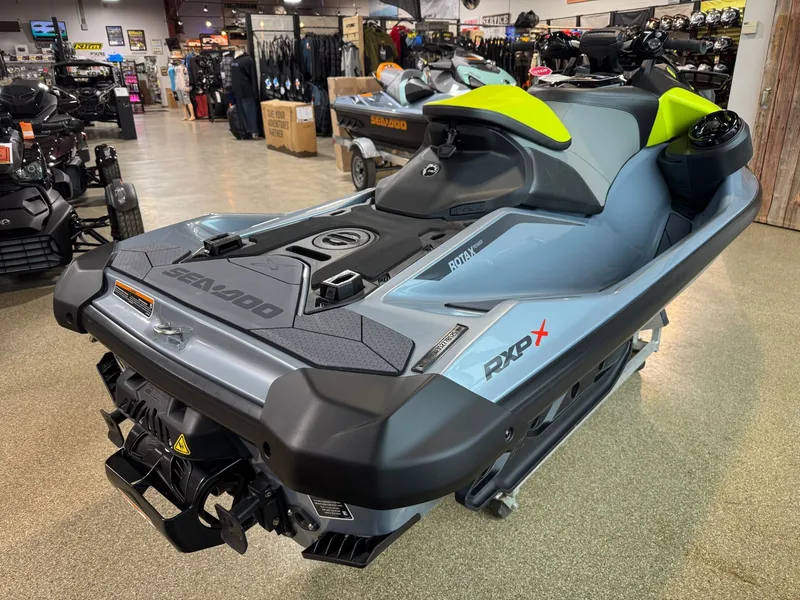 Slide: The Image of Sea-Doo RXP-X 325 Tech Package 2025 - 7