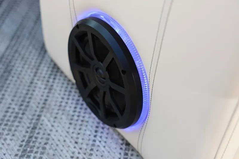 Slide: The Image of Montego Bay ST8524-BR-DELUXE 2025 - 27