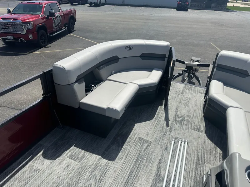 Slide: The Image of Montego Bay ST8520-2H-DELUXE 2025 - 11