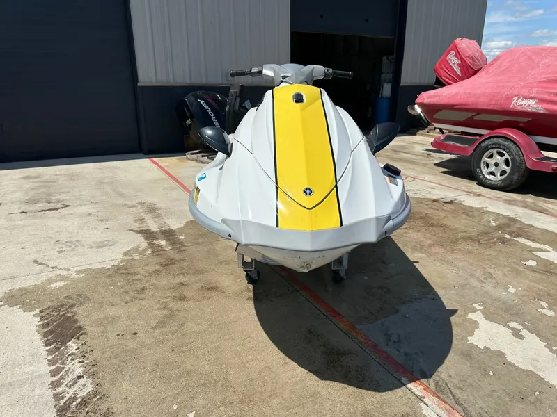 Slide: The Image of Yamaha WaveRunner® VX™ 110 Deluxe 2005 - 2