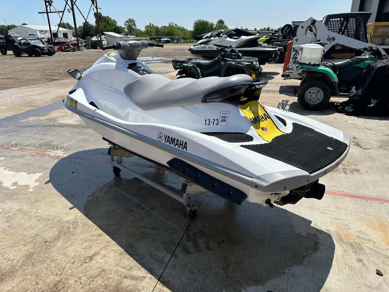 Slide: The Image of Yamaha WaveRunner® VX™ 110 Deluxe 2005 - 5