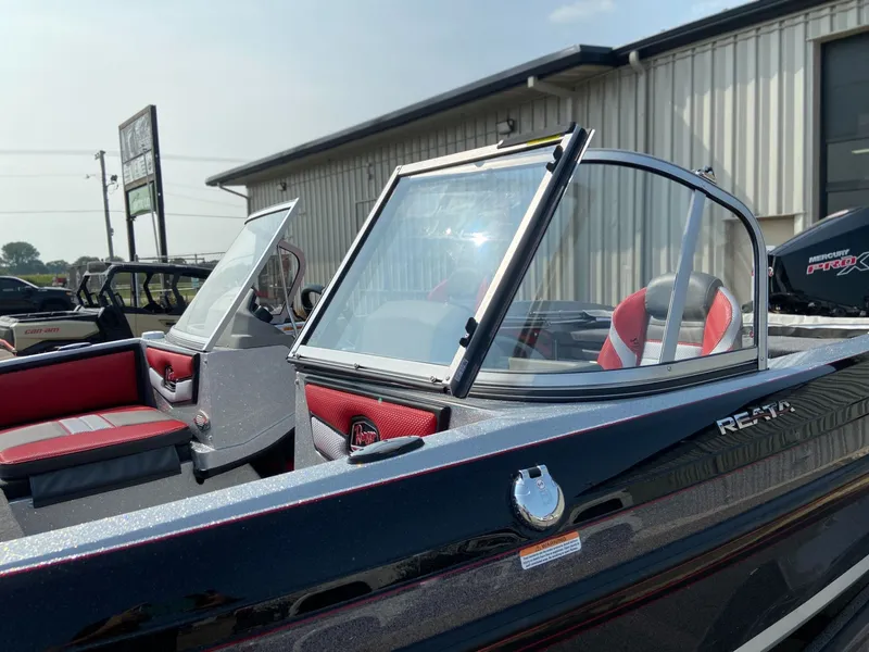 Slide: The Image of Ranger 1850MS 2023 - 11