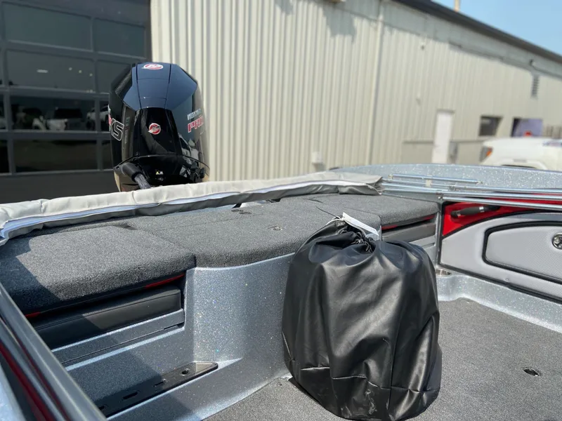 Slide: The Image of Ranger 1850MS 2023 - 18