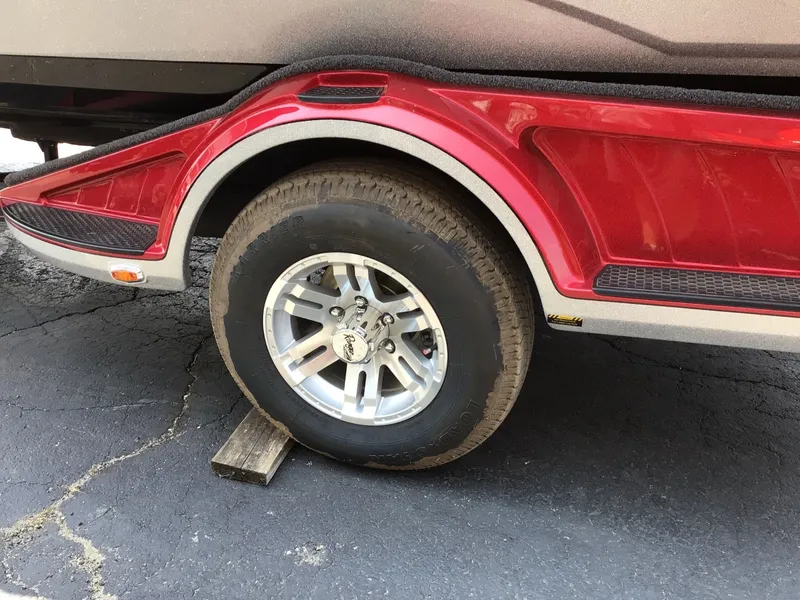 Slide: The Image of Ranger 1850MS 2023 - 8