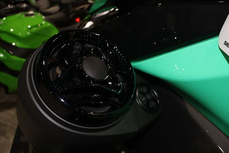 Slide: The Image of Sea-Doo GTI SE 170 2026 - 15