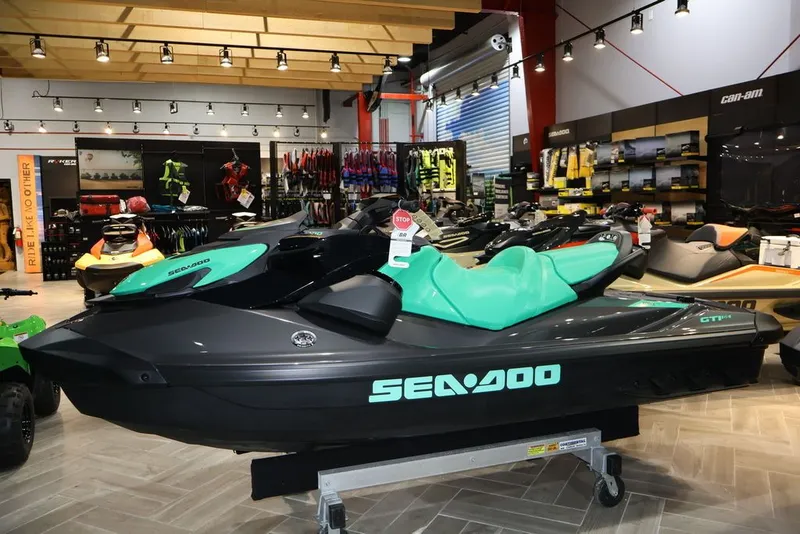 Slide: The Image of Sea-Doo GTI SE 170 2026 - 3