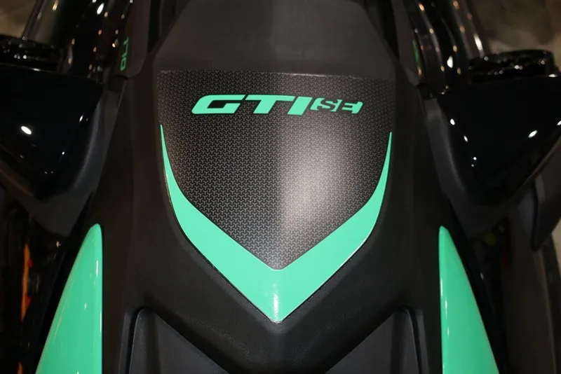 Slide: The Image of Sea-Doo GTI SE 170 2026 - 7