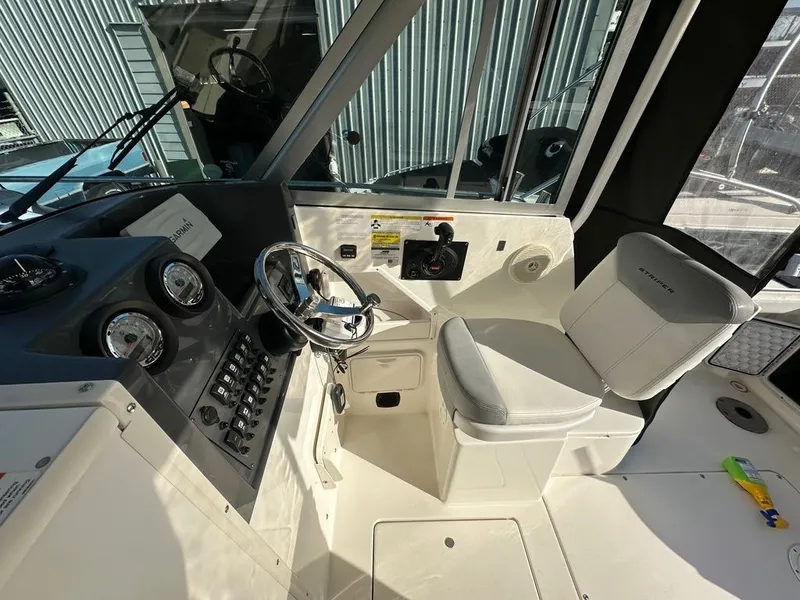 Slide: The Image of Striper 2101 Walkaround 2014 - 7