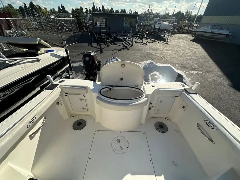 Slide: The Image of Striper 2101 Walkaround 2014 - 8