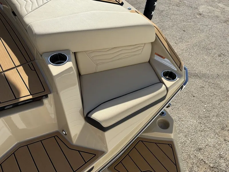 Slide: The Image of Nautique Super Air Nautique G23 2026 - 14