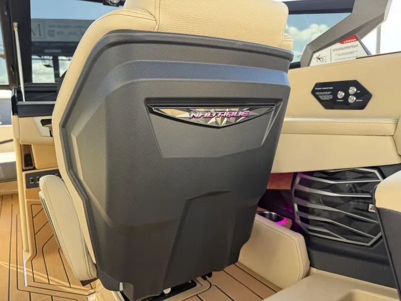 Slide: The Image of Nautique Super Air Nautique G23 2026 - 15