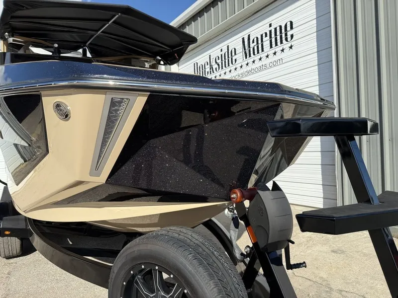 Slide: The Image of Nautique Super Air Nautique G23 2026 - 20