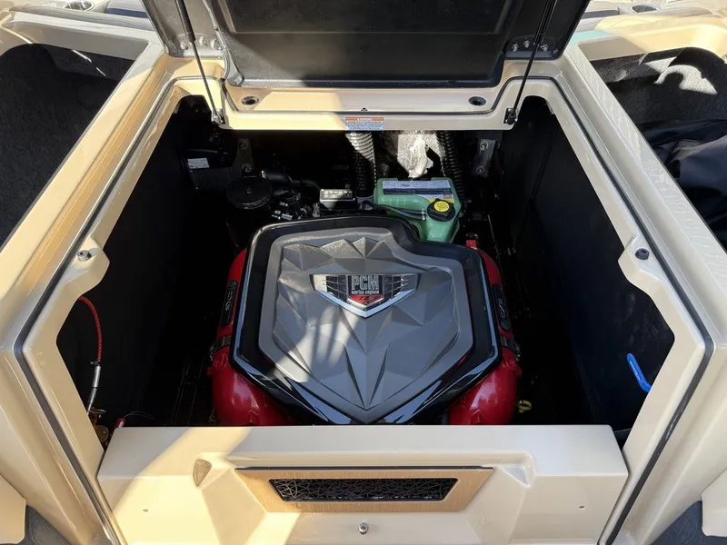 Slide: The Image of Nautique Super Air Nautique G23 2026 - 23