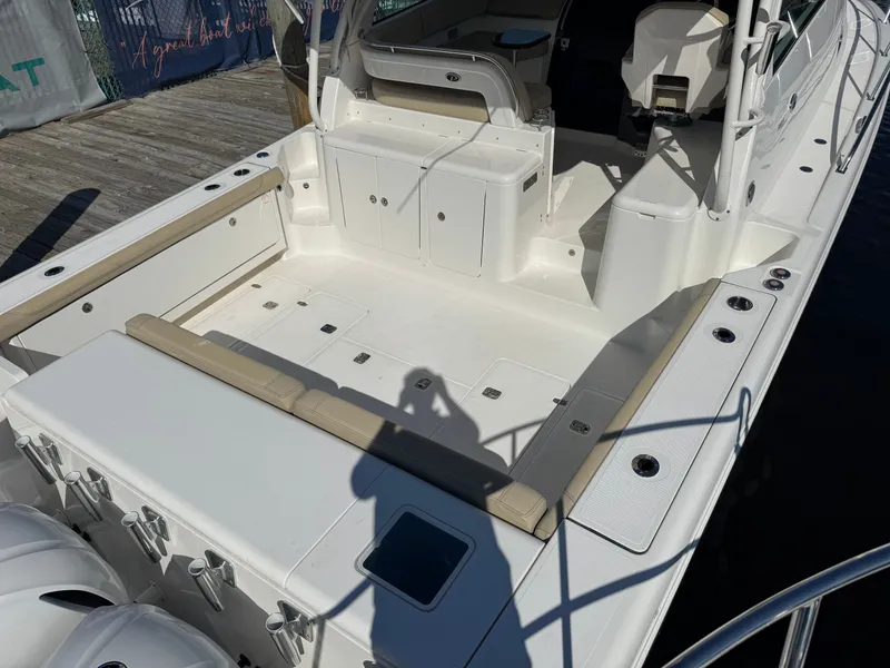 Slide: The Image of Pursuit 385OS 2020 - 18