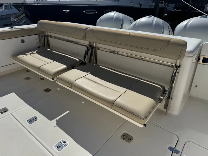 Slide: The Image of Pursuit 385OS 2020 - 26