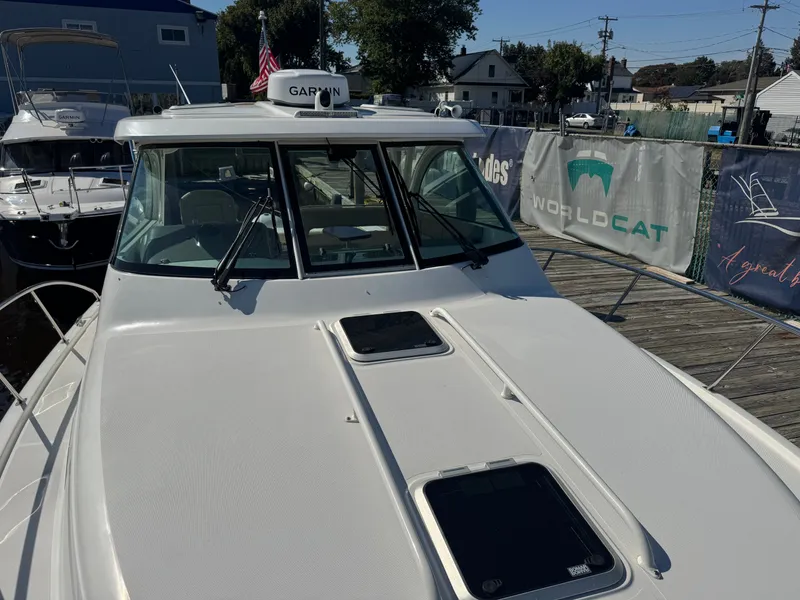 Slide: The Image of Pursuit 385OS 2020 - 3