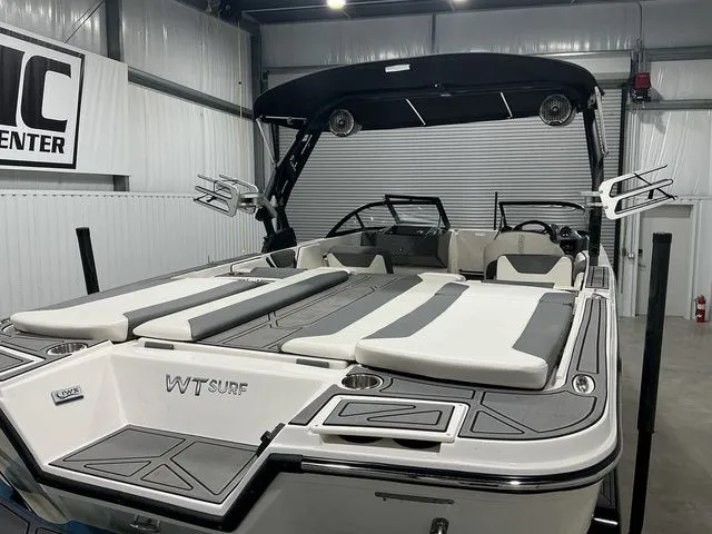 Slide: The Image of Heyday Wake Boats WTSurf 2022 - 11