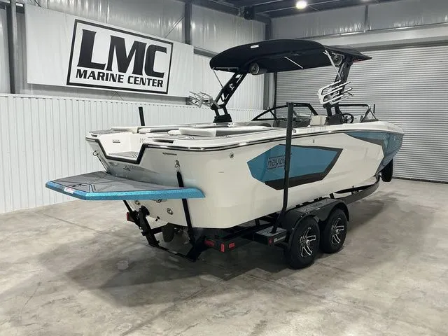 Slide: The Image of Heyday Wake Boats WTSurf 2022 - 15